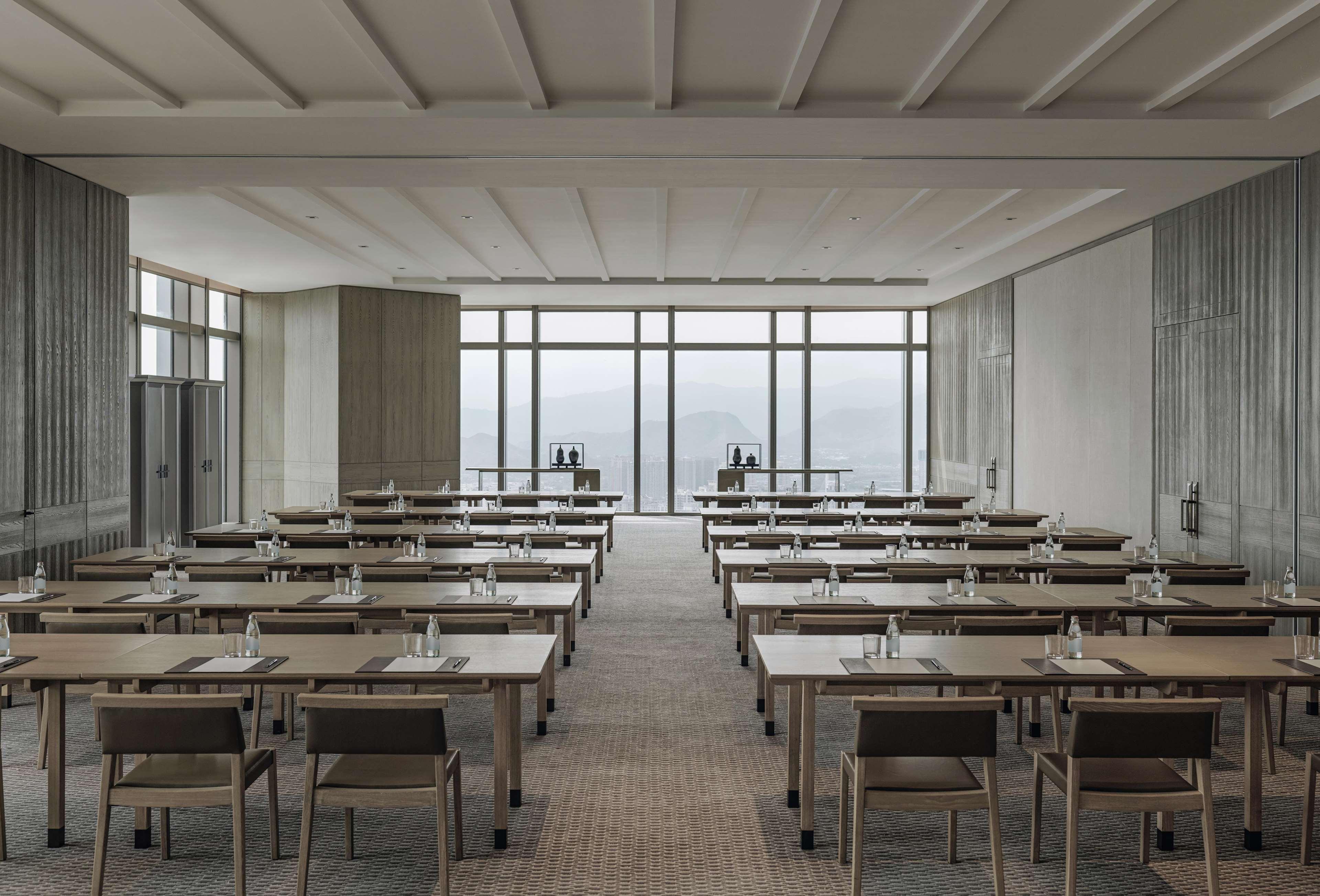 Park Hyatt Shenzhen: Urban Oasis in Futian CBD Hotel Exterior photo